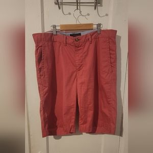 Men's Tommy Hilfiger Khaki Shorts Size 34